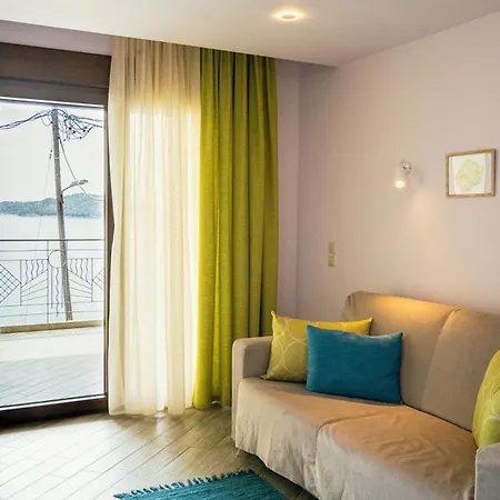 Apartment Drenia Ammouliani